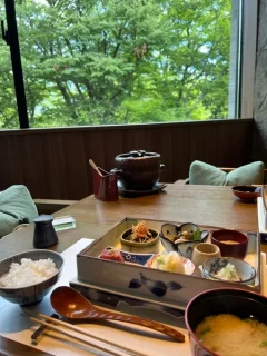 ふふ箱根の朝食は噂以上！ごはんが進む絶品おかずと名物カレーを実食レビュー