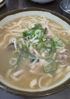 【BTS聖地巡礼】RMも愛した？地元民が通う「一山の鶏カルグクス」実食レポ