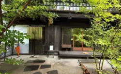 長野・東御の草如庵のランチレポ！築160年古民家で味わう摘み草料理が五感で楽しむアートだった