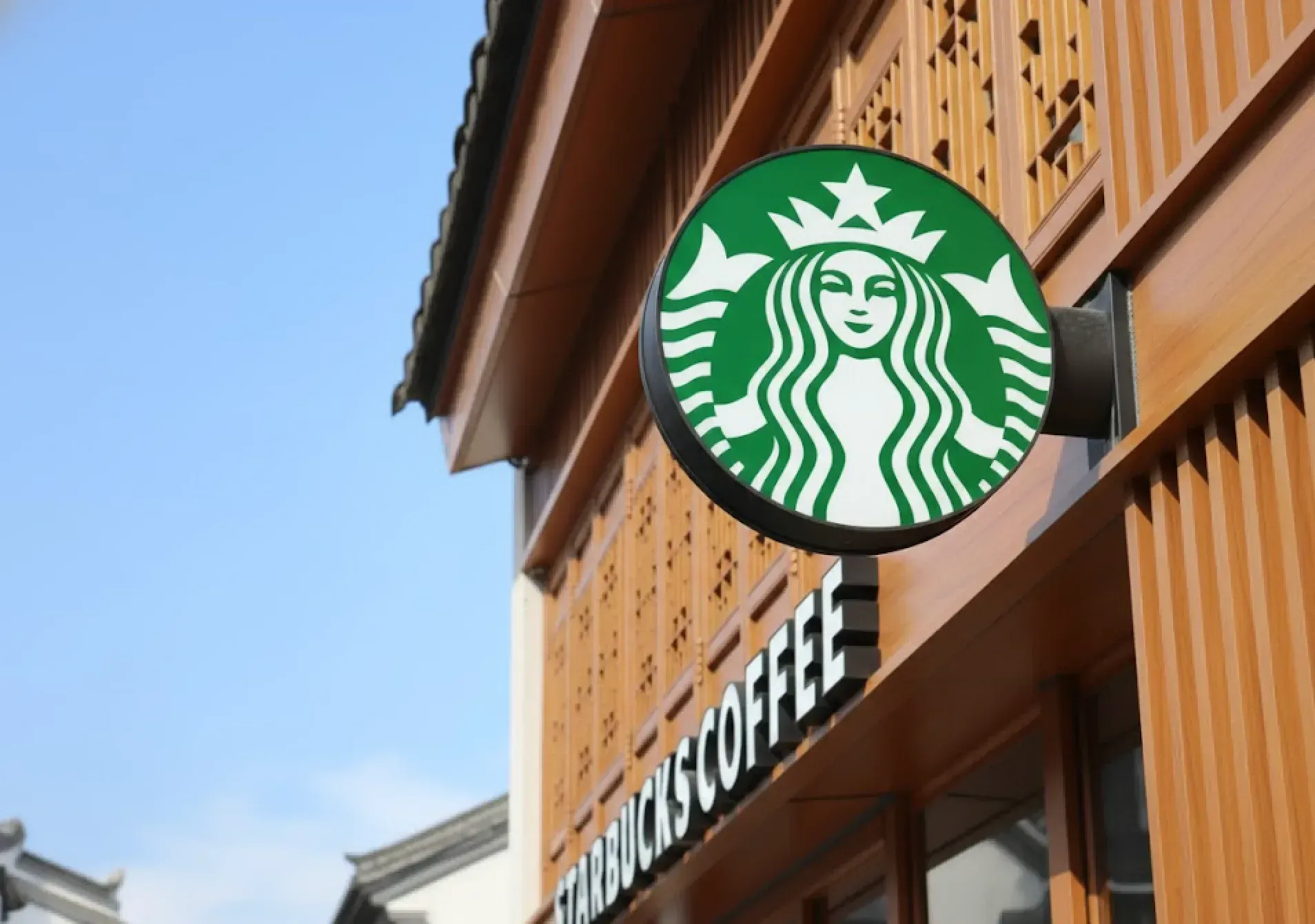 【スタバ福袋2026】今年も争奪戦 「当たらない」の声多数、当たる確率とは?