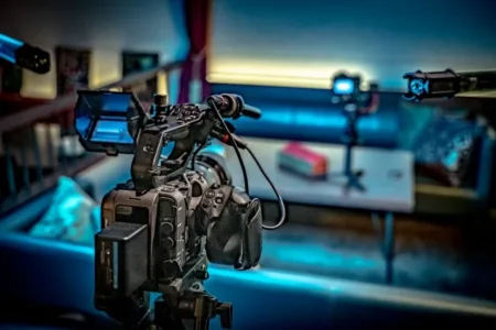 東海テレビ会長・小島浩資氏とは何者か?叩き上げの経歴、理系出身とメディアトップの素顔