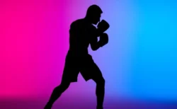 朝倉海、UFC初勝利を110秒の失神KOで飾り男泣き スモザーマン戦の左フックとRIZIN王者の経歴