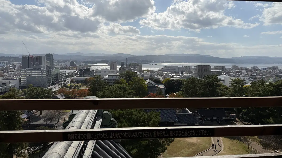 【松江城天守閣レビュー】登ってわかった見どころと絶景、所要時間も正直レポ