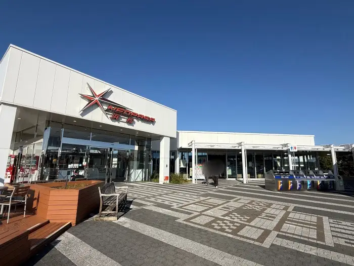 新東名・浜松SA下りの寄り道レポ!MUSIC SPOTやフードコートを歩いてみた