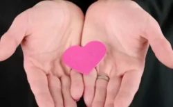 戸田恵梨香、林修と4年ぶり共演で表情の柔らかさ指摘『子供からもらってるものが大きい』出産経て深まる家族観