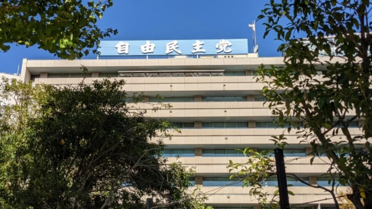 児童手当2万円上乗せ案、期待と課題 「支援金より減税を」の声も