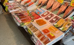 函館朝市は見るだけでも楽しい！活気あふれる市場の歩き方と正直レビュー