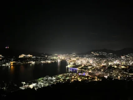 長崎夜景の穴場！地元民も愛する「鍋冠山」で感動のパノラマ体験