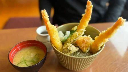 【長崎・西海橋グルメ】「魚魚の宿」で味わう豪快天丼と食べ放題ランチの魅力を実食レポ！観光ついでに寄りたいレストラン