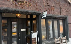 函館元町の穴場「cafe D’ici（カフェ ディシィ）」のモチモチトーストと濃厚カフェラテを実食レポ