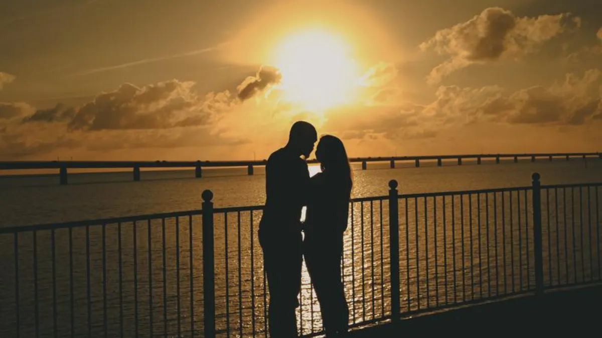 冨永愛と山本一賢の関係性に謎「結婚なし妊娠」に疑問の声、交際期間明かさず妊娠発表で波紋