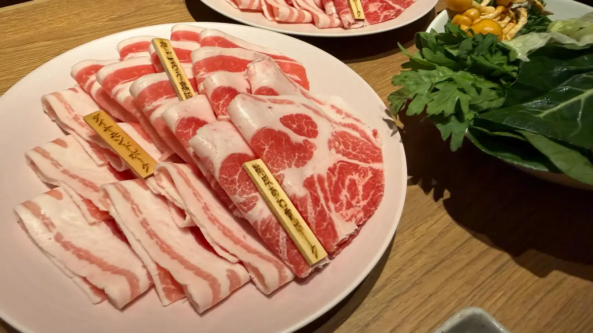 【西新宿】PRETTY PORK FACTORYで極上豚しゃぶを満喫!茶美豚の旨味と豊富な薬味がクセになる体験レポ