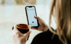 マック公式動画で再注目「はぁって言うゲーム」元ネタは市販ボードゲーム　人気声優の「はぁ」にファン歓喜