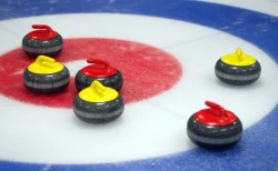 小野寺佳歩の経歴&プロフィールを紐解く　陸上からカーリングへ異色の道！父はロコのコーチ、12年越しの雪辱