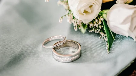 ネルソンズ青山結婚「必ず幸せにする」交際13年・40歳の覚悟にSNS沸騰 息子カナトくんとの絆にも「もらい泣き」