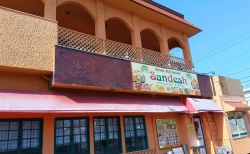 【富士宮ランチ】まるでインド旅行気分！「サンデース」で味わう本格カレーと絶品ナン