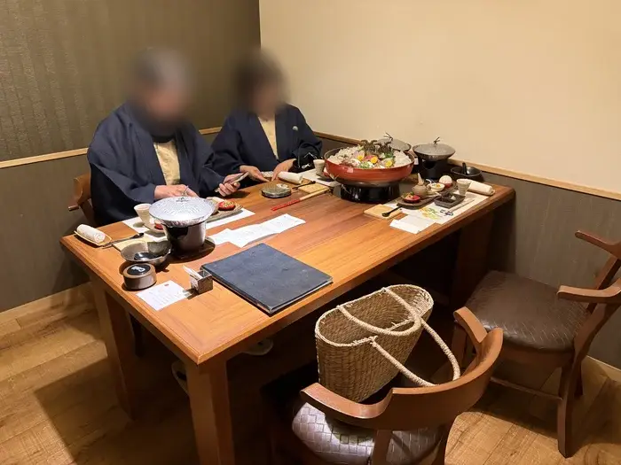 画像 個室食事風景