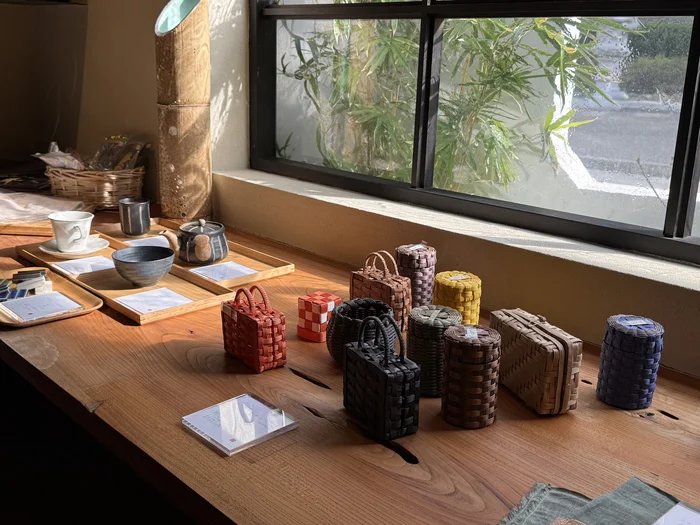 画像 ロビーショップの工芸品