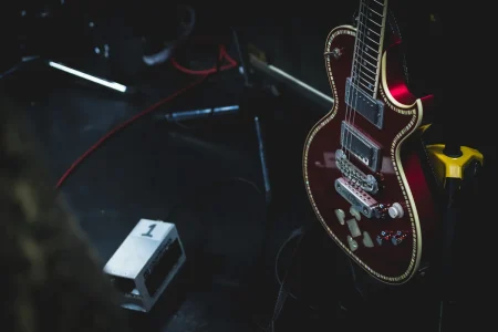 ワンオク上海公演中止はなぜ？中国での日本アーティスト公演中止が相次ぐ理由と今後の見通し