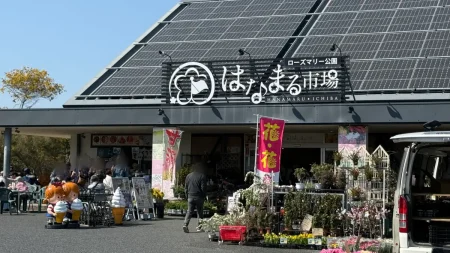 シェイクスピアの故郷を再現?道の駅「ローズマリー公園」はまるでヨーロッパ!異国情緒あふれる庭園と見どころを現地レポ