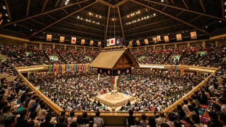 藤ノ川が横綱豊昇龍を撃破、名古屋場所で2日連続金星、21歳の経歴と父・甲山親方を整理