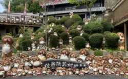 築80年の窯跡が客席に？滋賀・信楽”のぼり窯カフェ”を体験レビュー！ぽんぽこセットを実食&かわいい狸に癒される休日