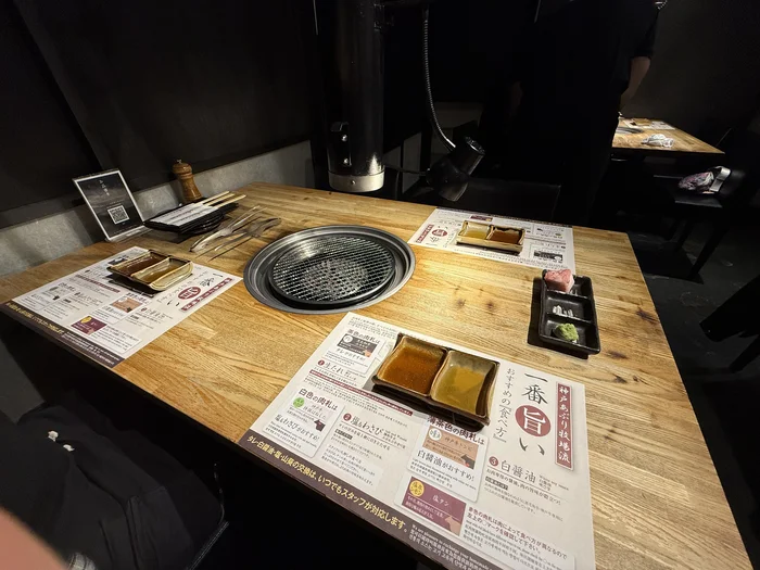 テーブル席の俯瞰