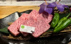 精肉店直営だから叶うコスパ！神戸あぶり牧場 梅田本店で黒毛和牛コースを堪能してきた