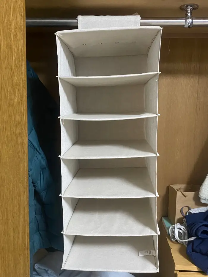 画像 シャツホルダーの全段を空にした状態