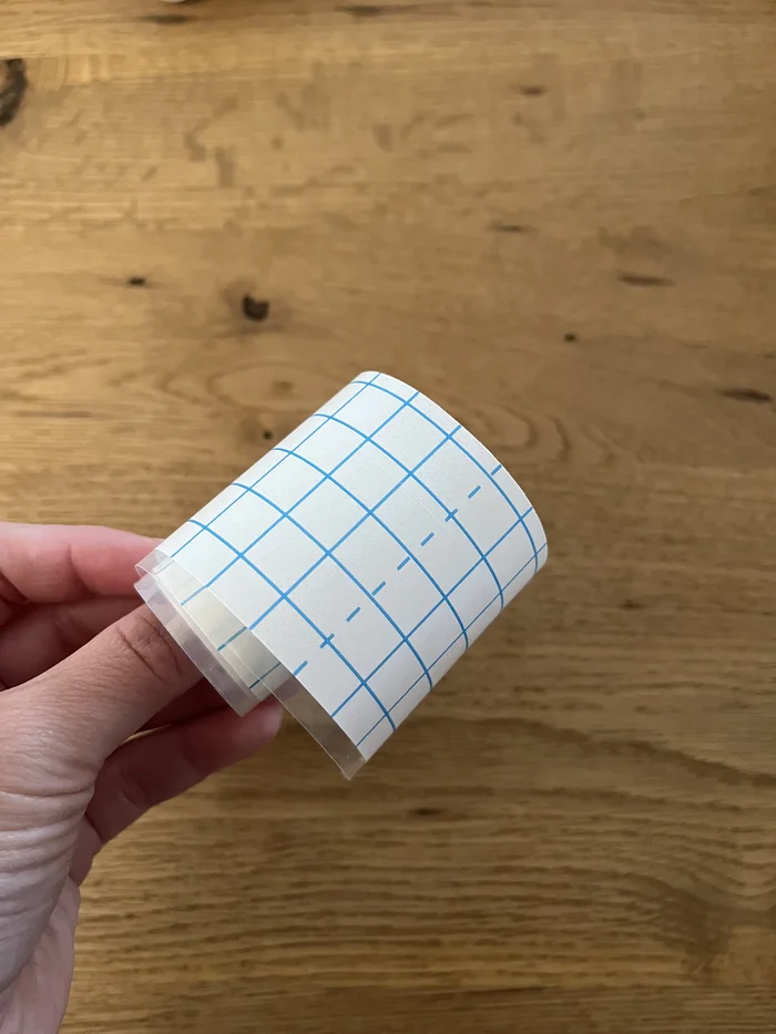 方眼目盛り付きロール状の防水フィルム