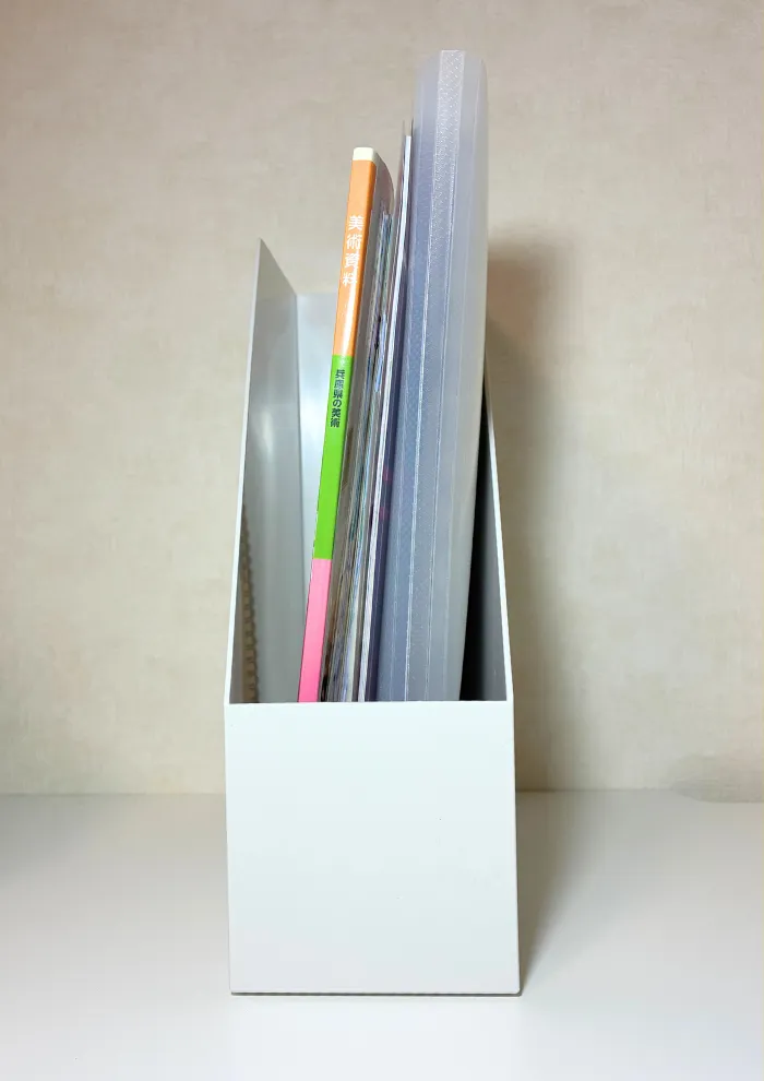画像 書類を収納した状態のファイルボックス