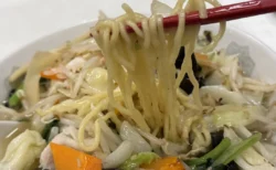 【横浜・馬車道】町中華『甘太郎食堂』のタンメンは熱々で本格派！甘太郎餃子3個が想像以上に大きかった実食レポ