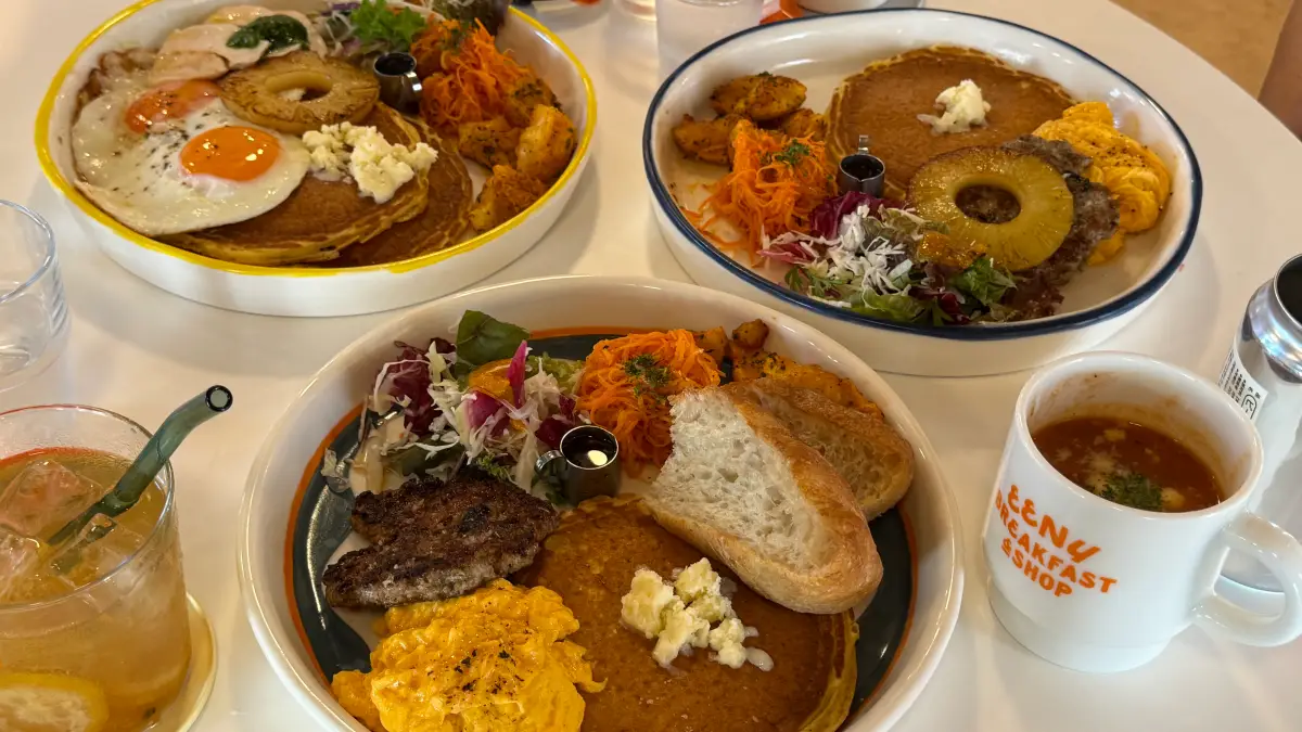 朝8時から行列の人気店！『鎌倉・EENY』で手書きオーダーの朝食プレートを堪能　S・M・Lから選べる自分好みカスタムを体験レポ