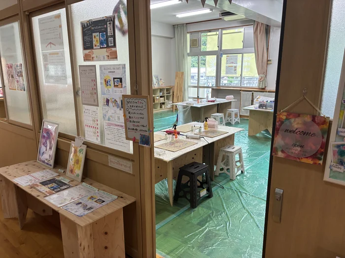 KITO FOREST MARKET SHIMOICHIで行われていたアルコールインクアート体験
