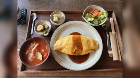 奈良・吉野『くにす食堂』で古民家ランチ!3サイズ無料のふわとろオムライスを体験レポ