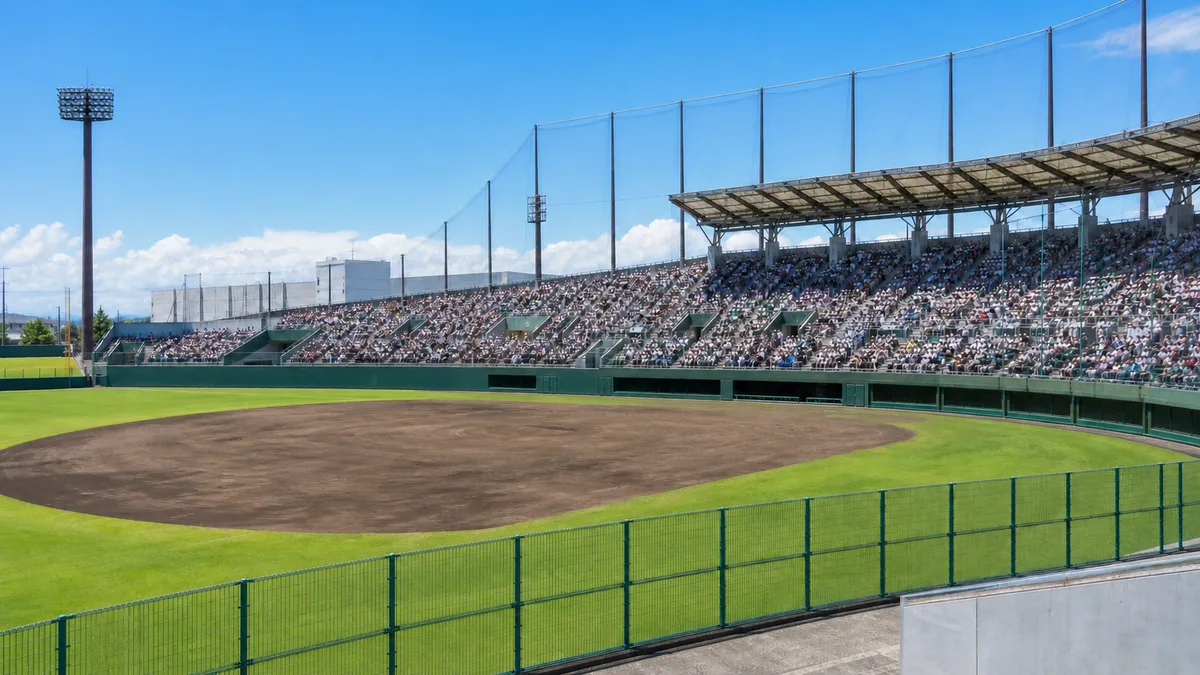 横浜、桐光学園に11-1で快勝　2年連続22度目・4季連続の甲子園出場は県内史上初