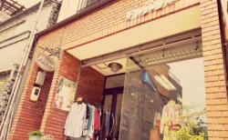 笠岡の婦人服店 レディースファッション不二屋の外観（JR笠岡駅から徒歩5分）