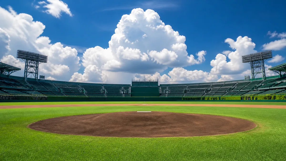 横浜高校、甲子園1回戦で沖縄尚学に7-2で勝利 昨夏優勝校が初戦敗退となった試合経過を整理