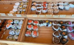 備前市『穂の蔵(ほのくら)』でおにぎりを実食！米農家の直売所で、だし巻き卵やお得なシャインマスカットも買えるお店を体験レビュー