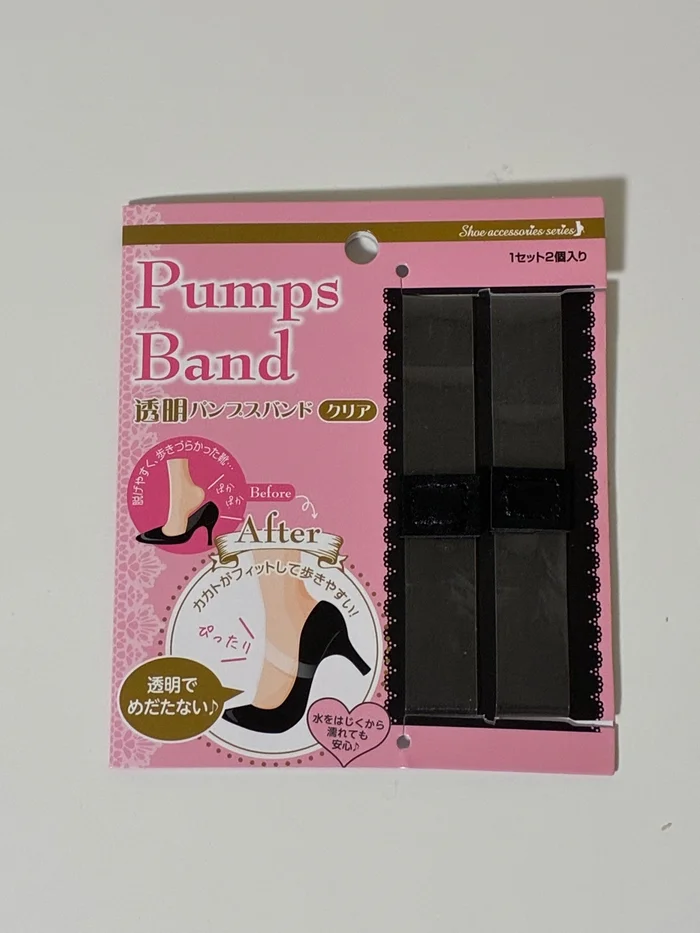 セリアで購入した透明パンプスバンド（Pumps Band クリア）の未開封パッケージ表面